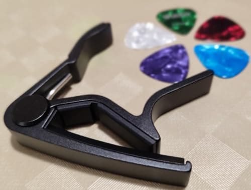 WiNGO Capodastre Guitare, Alliage Capo de Guitare Pour Folk 6 Cordes Guitare, Guitare Electrique et Acoustique Ukulélé, Mandoline et Banjo Avec 5 Médiators, Noir.