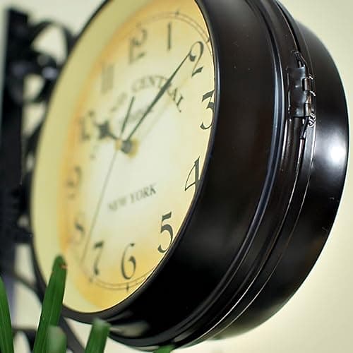 Retoo Horloge de gare double face - Résistante aux intempéries - Horloge murale rétro double face - Noir - Fer rétro - Horloge murale décorative avec support - Horloge d'extérieur vintage