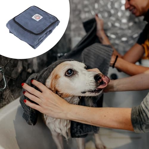 Serviette de Bain pour Chien 130X70cm, Serviette de Séchage en Microfibre pour Petits Moyens et Grande Chiens, Séchage Rapide Serviette avec Poches à Main pour Animaux de Compagnie (Marron)