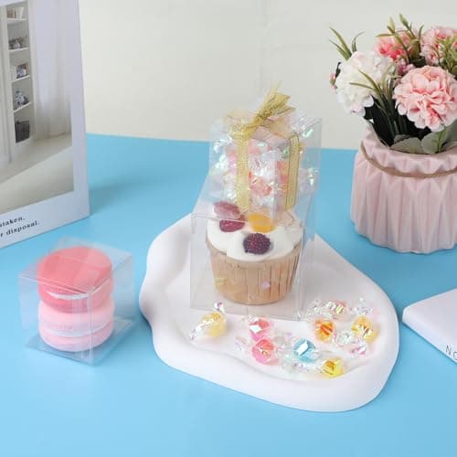 LALAGO 50Pcs Boite Plastique pour Emballage Cadeau, Boite Transparente Mariage Zum Verpacken von Süßigkeiten, Petites Boite Bonbons pour Les Mariages et Les Fêtes, PVC Cube (5 x 5 x 5 cm)