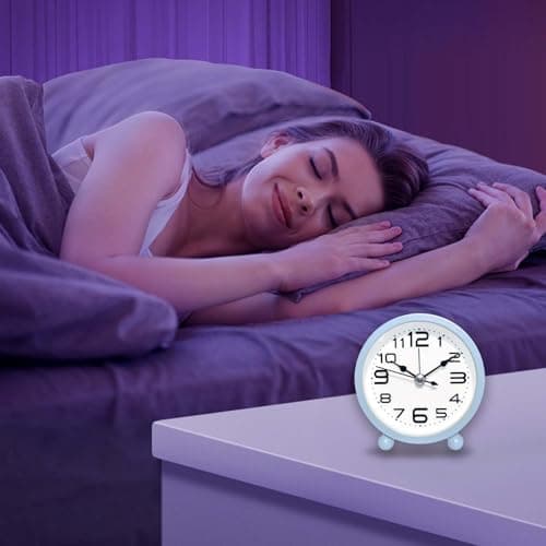 Mimoqk Réveil, réveils pour Chambres | Horloge de Bureau,Petit réveil à Gros Chiffres à Piles sans Alarme de tic-tac Conception Simple pour Enfant Adulte