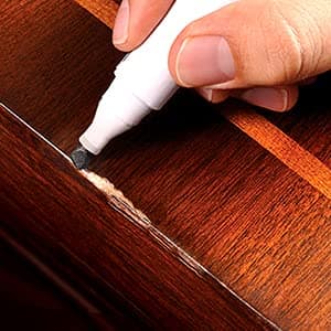 Lot de 21 marqueurs de réparation pour meubles en bois, marqueurs de retouche et bâtons de cire avec aiguiseur pour taches, rayures, sols, tables, bureaux, couvertures, réparation de moulage