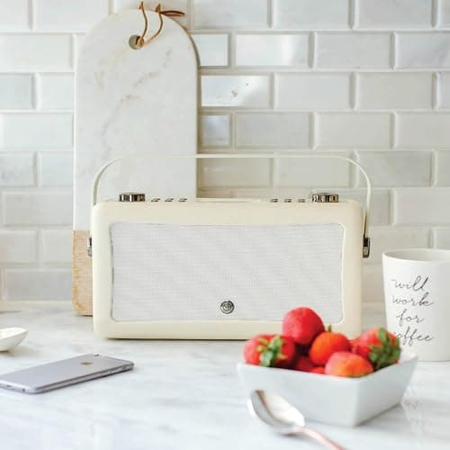 VQ Hepburn MK II Radio DAB Plus/DAB avec Bluetooth, FM et Radio Réveil Fonction - Alimentée par Secteur et Batterie Radio Vintage Portable avec entrée AUX, Prise Casque et Port de Charge USB - Crème
