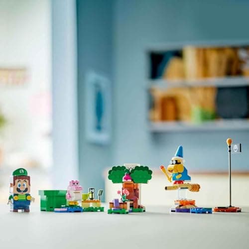 LEGO Super Mario Les Aventures de Luigi Interactif - Cadeau Nintendo pour Enfants Garçons et Filles Passionnés de Jeux Vidéo de 6 Ans et Plus - Set de Jardin - Bébé Yoshi Rose 71440