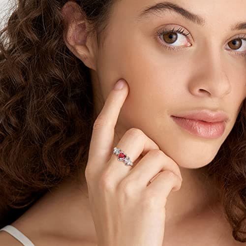 SILVERCUTE Bague Femme Entrelacs Argent 925 avec Pierre de Naissance Janvier - Grenat Coeur Synthéthique