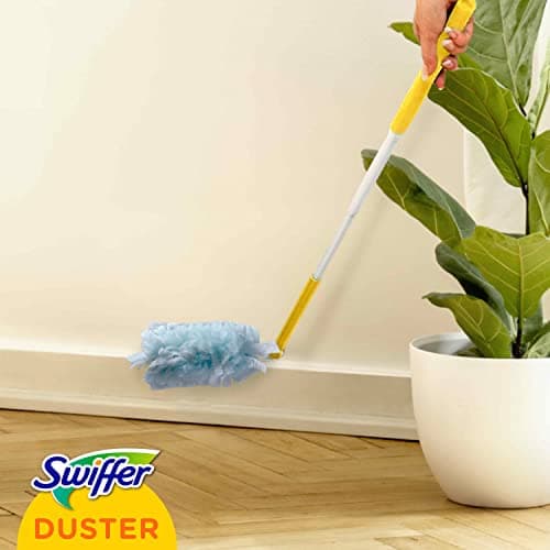 Swiffer XXL Attrape & Retient Kit De Dépoussiérage avec 1 Manche Télescopique Et 2 Recharges Plumeau Attrape-Poussière, Attrape Et Retient Jusqu’À 3 Fois Plus De Cheveux Et Poussière
