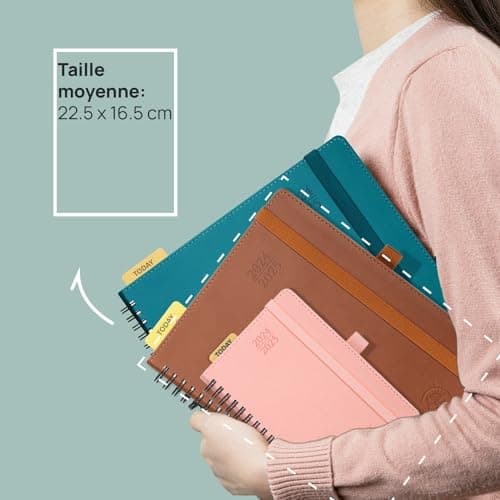 POPRUN Agenda 2025 Semainier 22 x 16,5 cm D'août 2024 à déc 2025, Planner Vertical Scolaire 17 Mois avec Couverture Souple Spirale, Règle et signet, Papier Certifié FSC®80 g/m2 - Bourgogne