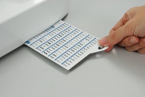 Carina Comfort - Machine à Coudre informatisée pour débutants et avancés avec écran Multifonctions, 40 programmes de Points, Bras Libre, lumière de Couture LED