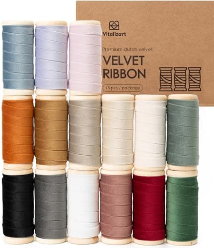 Vitalizart Ruban Velours 15 Couleurs 0,95 cm x 4,57 m x 15 Rouleaux, Bobine en Bois, Ruban en Tissu pour la Décoration de Couronnes de Noël, l'Artisanat, les Ornements, l'Emballage de Cadeaux