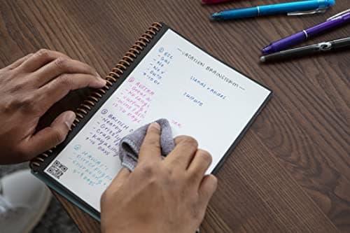 Rocketbook Core Cahier de Note Effacable - Réutilisable Bloc Note Numerique, Notebook A4 Noir Carnet Spirale Page Blanche à Pointillé, Stylo Effacables Pilot Frixion Inclus, Gadget Insolite Utile