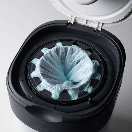 Tommee Tippee Recharges Originales pour Poubelle à couches Twist & Click, Lot exclusif de 8, Recharge rapide et Pack économique (l'emballage peut varier)