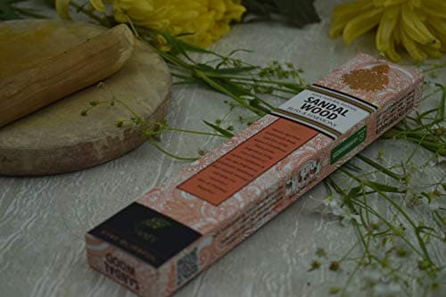 SVATV Bâton d'encens au Bois de Santal Herbal Bois de Santal Incense Stick avec Paquet de 6 encens pour la méditation, Le Yoga, Le Spirituel - 15g x 6 | 90g
