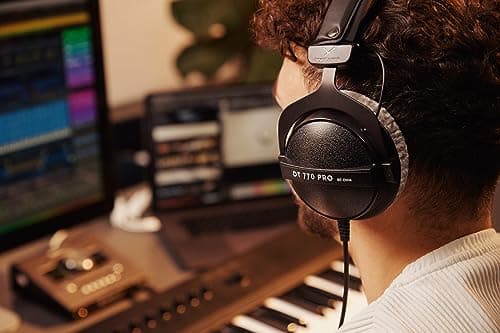 beyerdynamic DT 770 PRO 80 Ohm en noir. Casque de studio supra-auriculaire. Conception fermée, câblée pour un enregistrement et une surveillance professionnels
