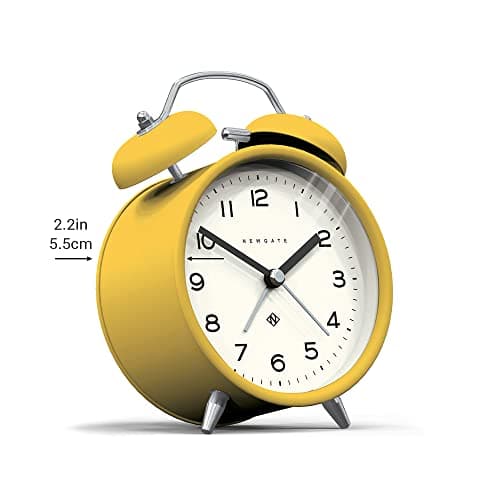 NEWGATE ® Charlie Bell Echo Alarm - Petit Réveil de Chevet Contemporain - Accessoires de Chambre - Réveils - Accessoires de Bureau - Horloge de Chevet - Chiffres Arabes (Jaune)