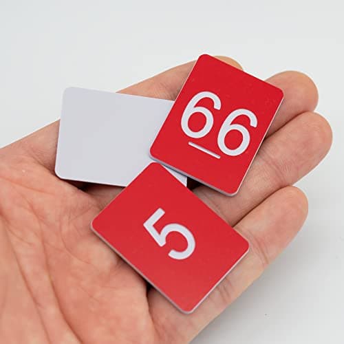 Jetons numérotés en plastique rectangulaires (0 à 50, rouge)