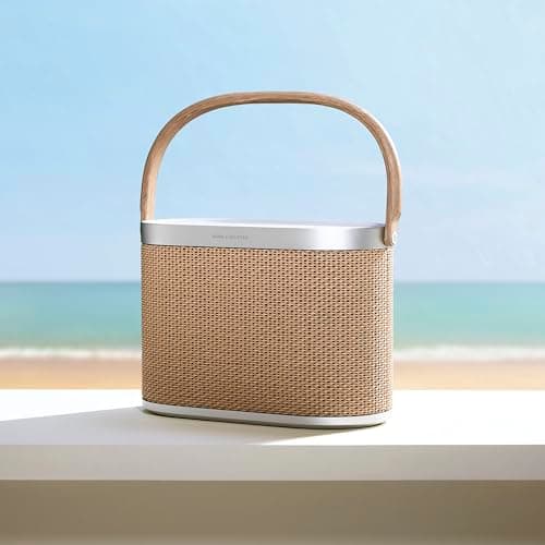 Bang & Olufsen Beosound A5 - Enceinte Puissante Design Modulaire et Circulaire Bluetooth Portable et WiFi Connectée, Autonomie Longue Durée et Dotée d’un Chargeur Sans Fil Intégré - Nordic Weave