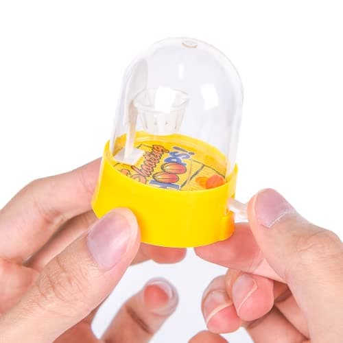 Herefun 16 Pcs Mini Finger Basketball Jeu de tir, Jeu de Basket-Ball de Table en Plastique Jeux de Doigts, Jouet Fête Remplissage de Sac d'anniversaire pour Enfant