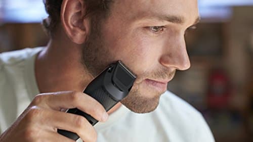 Philips - Tondeuse à barbe Série 3000, avec Technologie Lift & Trim, modèle BT3206/14