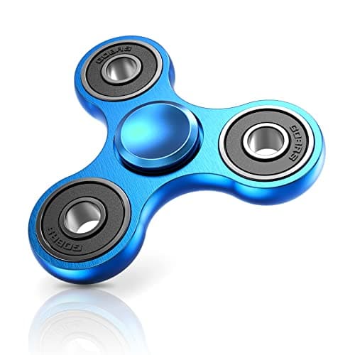 Coolden Hand Spinner EDC Fidget Spinner Metal Durable High Speed Stainless Steel Bearing 2-5 Min Spins Brass Material Tri Spinner Finger Gyro Jouet Anxiety Stress Relief Fidget Toys pour Focus Bleu
