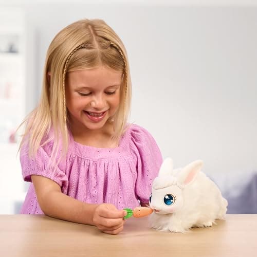Little Live Pets Mama Surprise - Lapin Occupe-toi de la Maman Elle Attend 3 bébés ! Lapin interactif et Set de Jeu clapier Plus de 20 Sons et réactions Accessoires pour Les bébés À partir de 4 Ans
