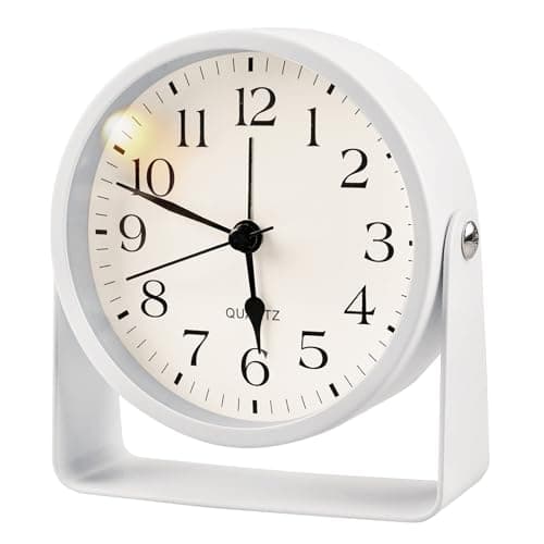 Réveil Analogique Silencieux, Réveil Silencieux Sans Tic-Tac Avec Lumière, Reveil a Piles, Réveil Analogique Sans Tic-Tac, Horloge a Poser Pour Table De Chevet, Chambre, Salon (11,5 X 10,5 cm)