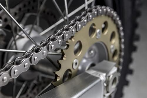 IPONE - Graisse de Chaîne Ultime pour Moto Tout-Terrain X-trem Chain Off-Road – Résiste aux conditions extrêmes - Cross-Enduro – Pulvérisation précise – Diffuseur Multi-positions 750 ml