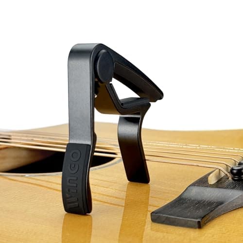 WiNGO Capodastre Guitare, Alliage Capo de Guitare Pour Folk 6 Cordes Guitare, Guitare Electrique et Acoustique Ukulélé, Mandoline et Banjo Avec 5 Médiators, Noir.