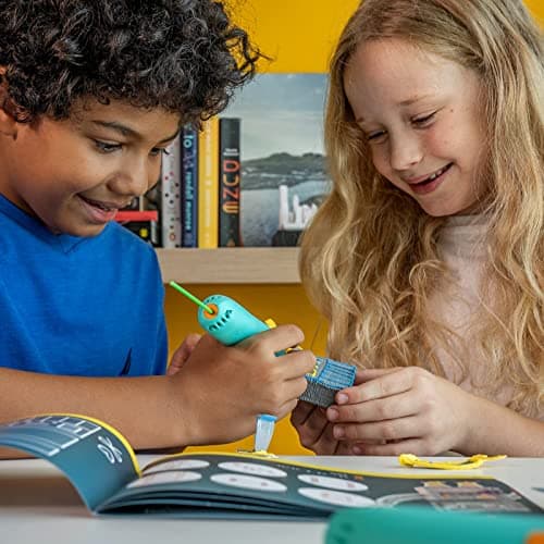 3Doodler Start+ Essentials Ensemble de Stylo 3D pour Enfants, Ensemble d'Activités Artistiques à Apprendre à la Maison, Jouet Éducatif STEM pour Garçons et Filles de 6 Ans et Plus