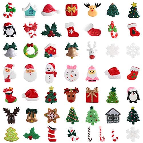 SUPVOX 50pcs Accessoires de Noël Miniatures Résine Cloches Chapeaux Noel Bonhomme de Neige Canne de Bonbon Artisanat Breloque Charmes Noël (Modèle Assorti)