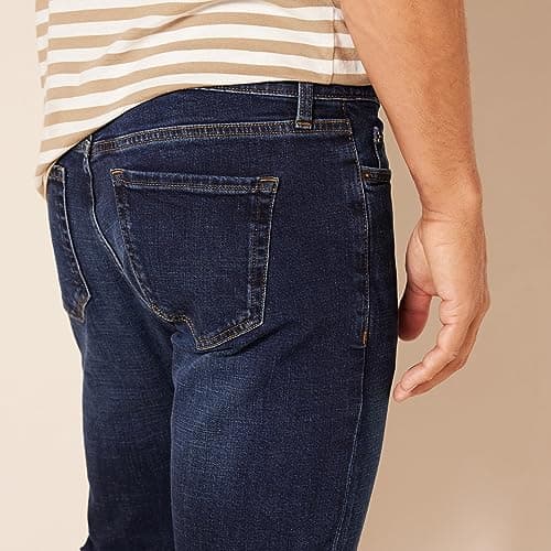 Amazon Essentials Jean Slim - couleurs abandonnées Homme, Bleu Foncé Vintage, 33W / 32L