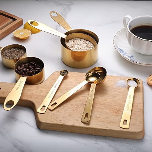 Cuteefun Set de 9 Tasses et Cuillers à Mesurer, Manche en Acier Inoxydable avec Mesures Métriques et Américaines, Finition Polie Or, Cuillere Doseuse Sèche et Liquide pour Pâtisserie, Cuisine(Or)