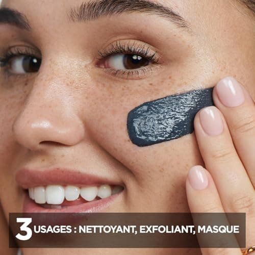 Garnier Pure Active - Nettoyant 3 En 1 - Nettoyant, Exfoliant, Masque - Réduit Les Points Noirs & Prévient Leur Apparition - BHA & Charbon - Vegan & Cruelty Free - Peau Mixtes à Grasses - 150 ml