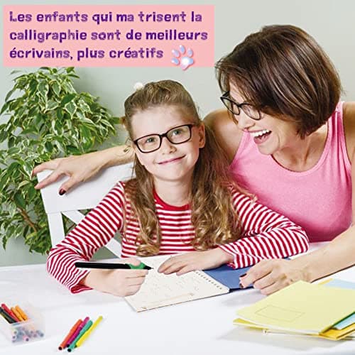 Charfia 4 Grand Francais Cahier Ecriture Magique Calligraphique pour Enfants, Magic Book en Français Livre Magibook Cahier Effacable Livre de Pratique d'écriture Réutilisable [Large 17.5 * 25CM]