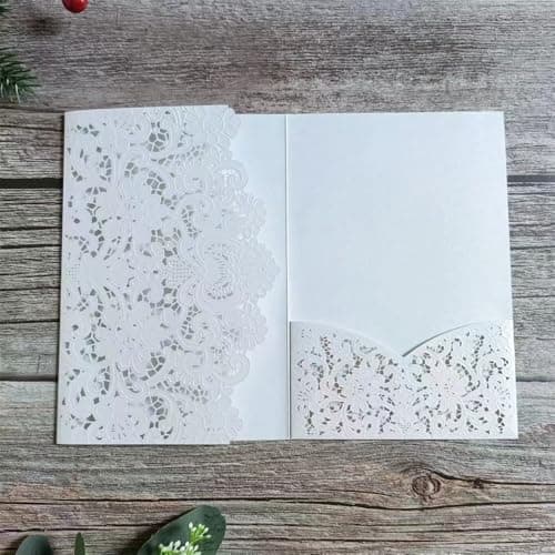 MillaSaw Invitations de mariage gaufrées Floral creux Laser Cartes de mariage tri-pliées Fiançailles Graduation Baptême Vacances Anniversaire Cartes de vœux 20pcs (blanc)