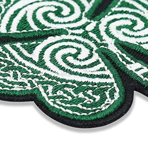 Écusson trèfle celtique brodé | Patch du trèfle celtique avec nœud celtique à thermocoller/coudre | 65x65mm