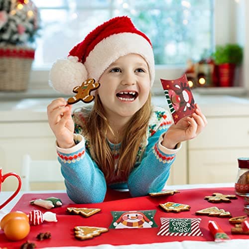 Boite Cadeau (12 x 7.5 cm), 20pcs Boite Papier Kraft Thème de Noel Boîtes à Bonbons avec Autocollants pour Cadeaux et Décoration de Fête