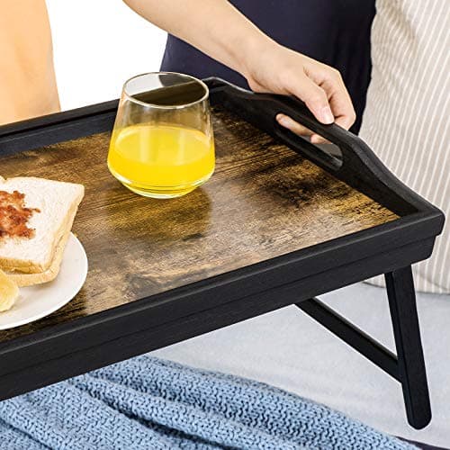 SONGMICS Table de lit avec Pieds en Bambou réglables, Support pour Ordinateur Portable, Plateau Snack Petit-déjeuner, Marron Rustique LLD106B01