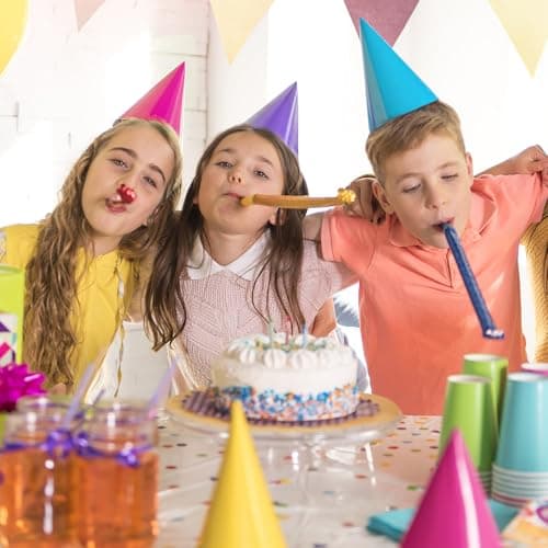 UILYNIU 24 Pièces Chapeau Anniversaire Kit Chapeau de Couronne D'anniversaire Colorées de Fête Pour Anniversaire Party, Fêtes de bébé Accessoires de jeu de fête amusant (24 pcs)