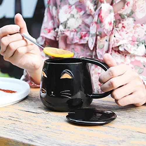 Sevitini Tasse de chat, Tasse a cafe avec cuillère y couvercle, céramique kawaii Mug avec chat, 450ml, Tasses à café, pour les amateurs de chatons,Cadeau de Noël ou d'anniversaire (Noir)