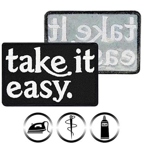 Écusson amusant "take it easy" Écusson en jean à coudre/à repasser | Écusson Biker pour tous les tissus | Réparation de vêtements Sticker Appliqué en tissu 75x75mm