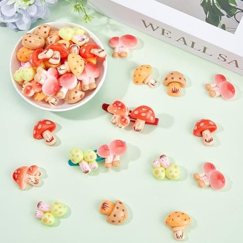 60 breloque de Noël en Résine à Dos Plat Mini Cabochons à Dos Plat en Forme de Champignon Couleur Aléatoire Jolies Breloques de Noël Plates en Résine pour Embellissements Scrapbooking Bricola