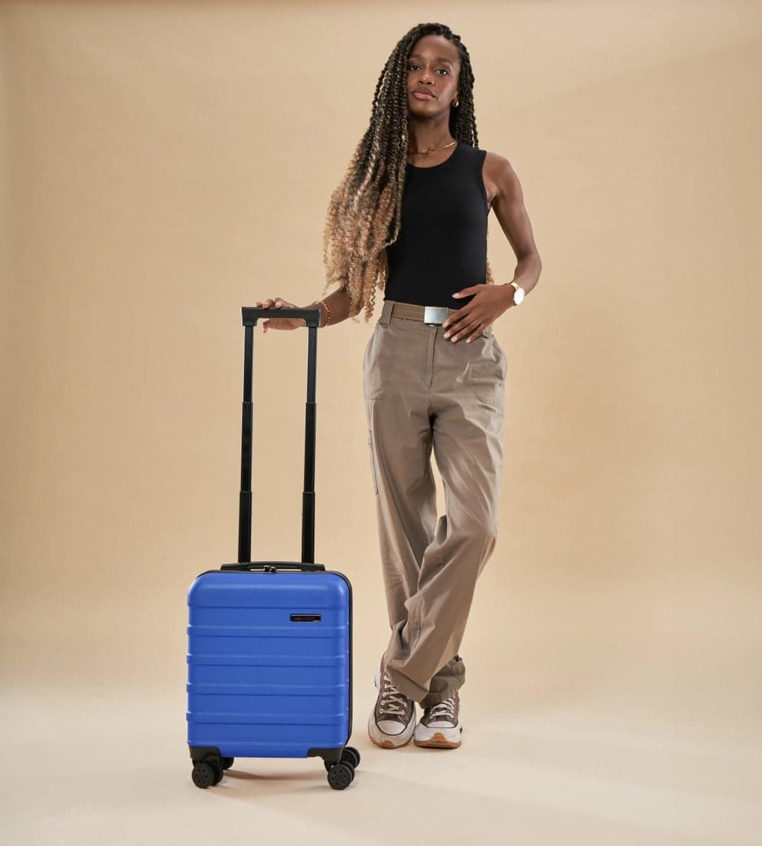 Cabin Max – Valise à Main Anode légère avec Coque Rigide, 4 Roues, Serrure à Combinaison, Bleu égée, 45 x 36 x 20 cm ...