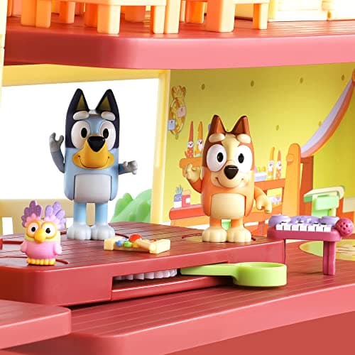 BlueY Maison de (lumières et Sons) avec Accessoires et Deux Figurines articulées