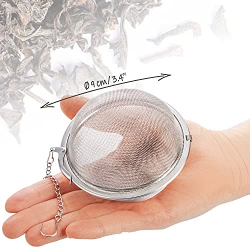 COM-FOUR® passoire à thé en acier inoxydable 304 - grand infuseur à thé pour thé en vrac, herbes et épices - filtre à thé à mailles fines avec chaîne - passoire à épices (1 pièce - Ø 9 cm)