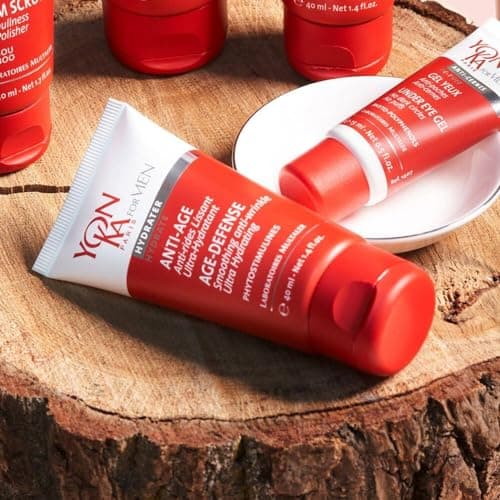 Yonka For Men Age Defense Hydratant 40ml - Crème Visage Anti-Âge Quotidienne pour Peau Sèche et Mature - Ultra Hydratante, Prévient les Rides, Antipollution, Antioxydante - Origine Naturelle