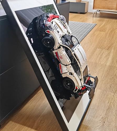 WETCEAOM Cadre d'affichage pour Lego Technic Porsche 911 RSR Race Car 42096, Tableau d'affichage mural pour Lego les amateurs, taille : 75x45 cm(sans modèle)