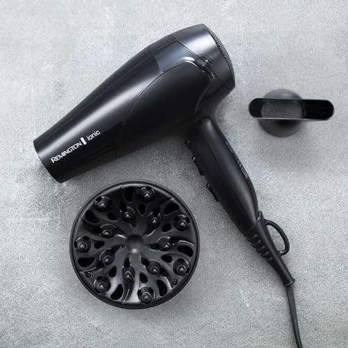 Remington Sèche-cheveux Ionique [Puissant & Léger] Ionic Dry Noir (2200W, coiffage délicat en douceur & répartition uniforme de chaleur, 3 températures / 2 vitesses, concentrateur, diffuseur) D3198