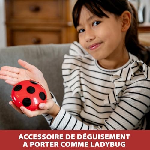 Bandai - Miraculous - Téléphone Magique de Ladybug - Accessoire de Role Play pour se déguiser en Ladybug - Jouet Miraculous sonore et Lumineux - Parle Français - Jouet Enfant 4 Ans et + - P50629