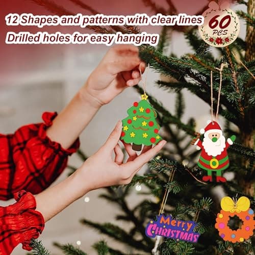 CHEVVY 60pcs.Pendentifs en Bois à Peindre Noël DIY Décoration de Noël en Bois avec 60 Cloches 60 Corde Bois Bricolage Enfants Noël Set Décoration de Noël