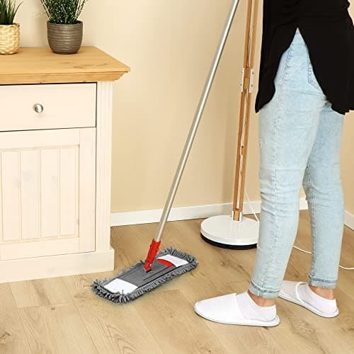 COM-FOUR® Housse de remplacement 4x pour essuie-sol - housse d'essuie-glace en microfibre chenille pour un nettoyage en profondeur de votre espace de vie (04 pièces - gris)